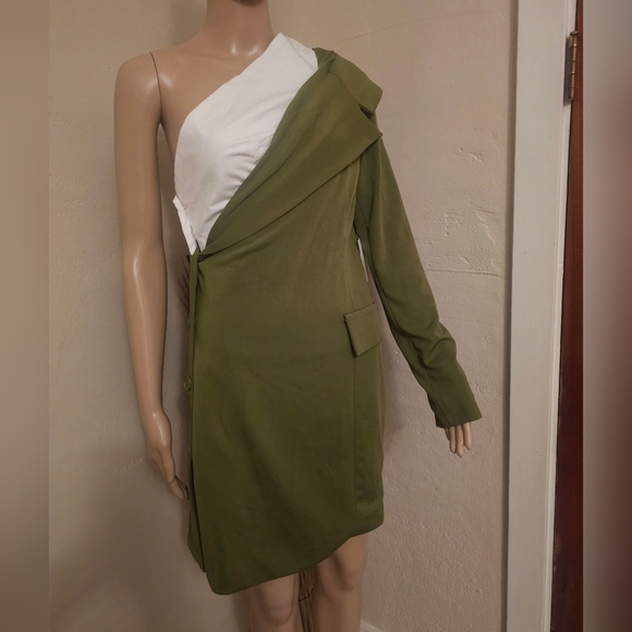 Miss Circle Zola Olive One Sleeve Blazer Dress - Picture 3 of 11